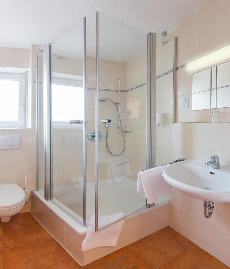 Hotel Hellers Twenty Four II -24H-Check-In- Friedrichshafen Luaran gambar