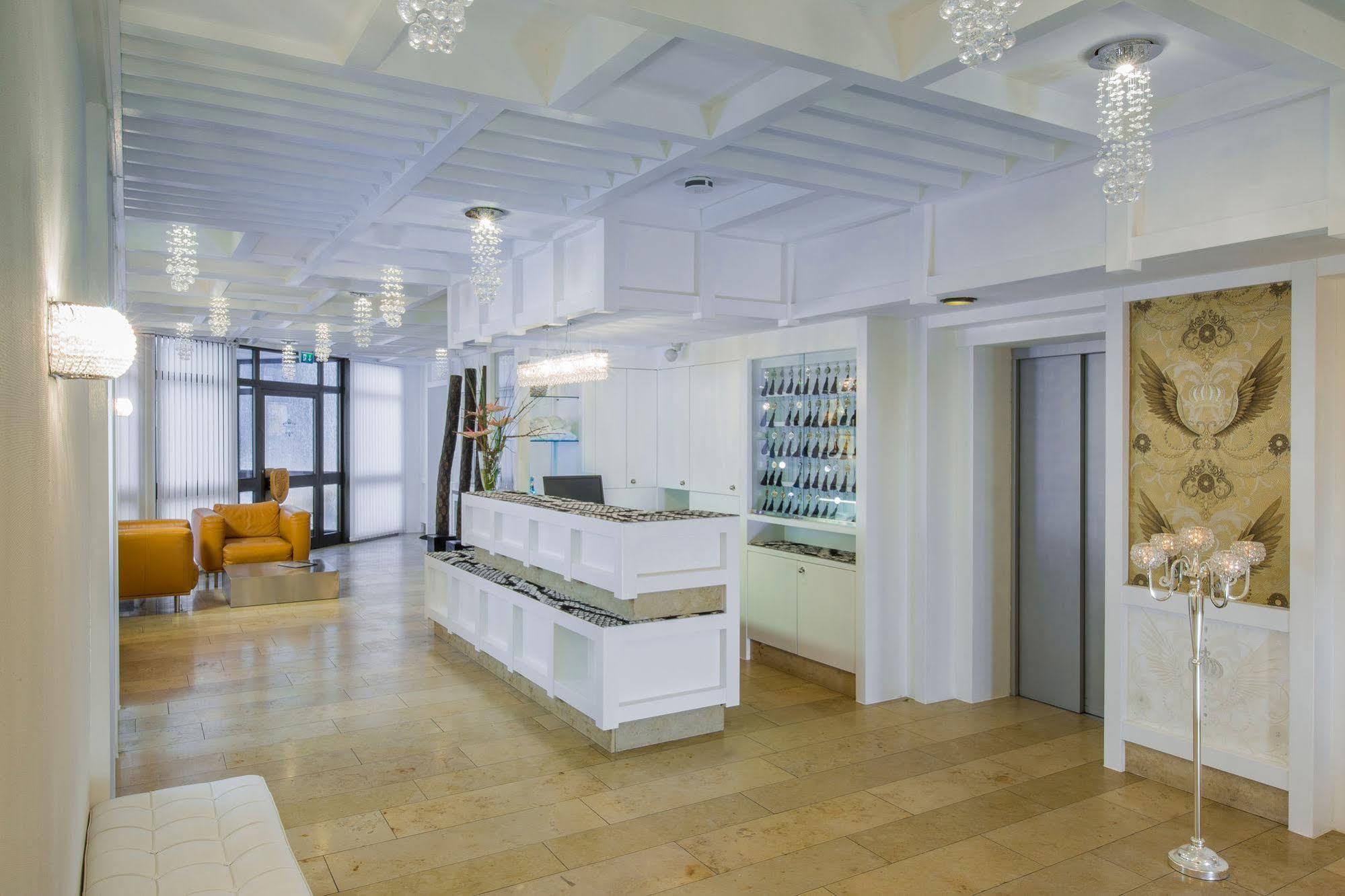 Hotel Hellers Twenty Four II -24H-Check-In- Friedrichshafen Luaran gambar