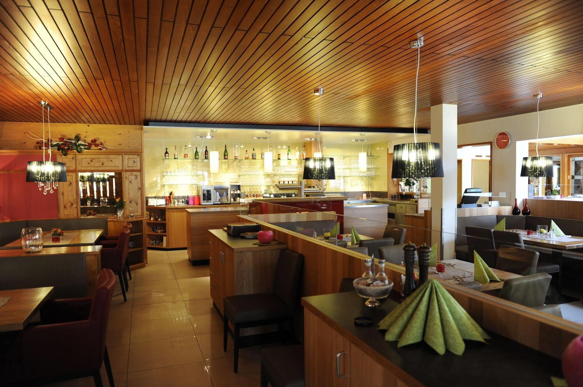 Hotel Hellers Twenty Four II -24H-Check-In- Friedrichshafen Luaran gambar